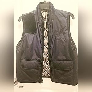 Woman's reversible vest.